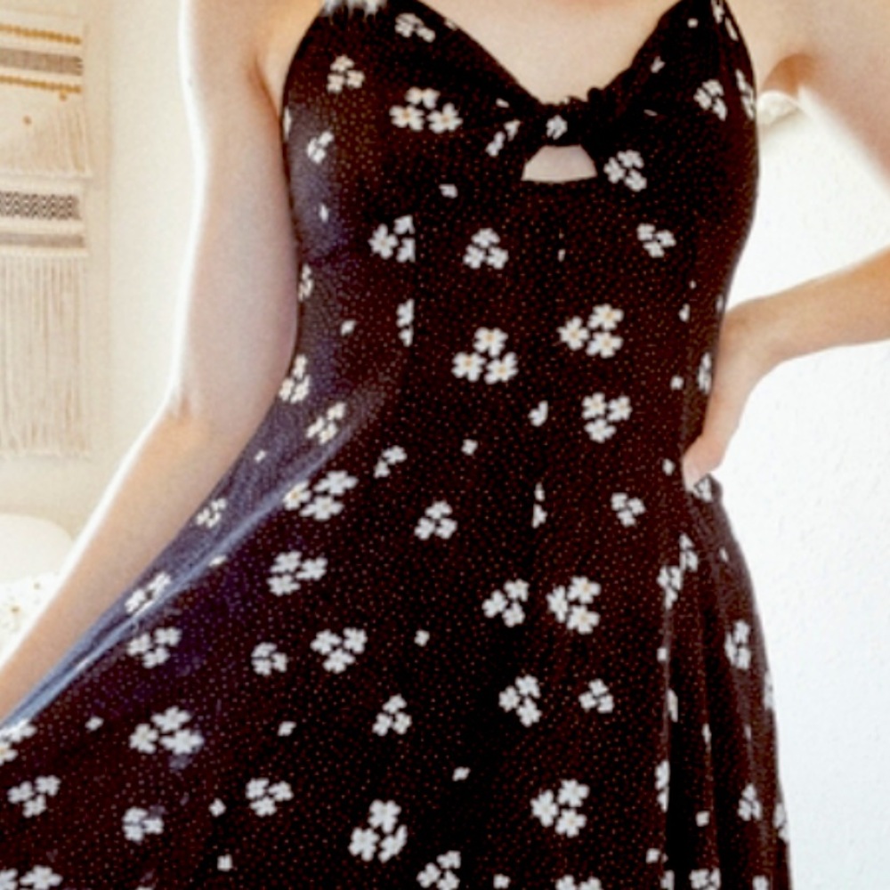 AE daisy polka dot twist dress.